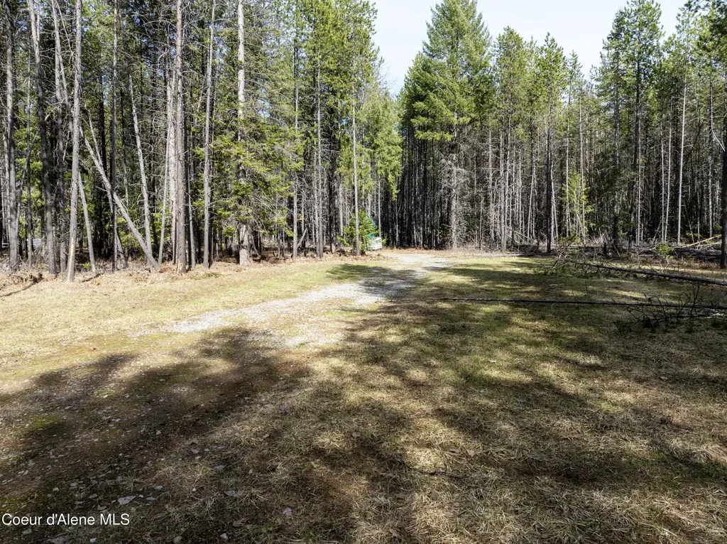 11271 Eastside Road Priest River ID 83856