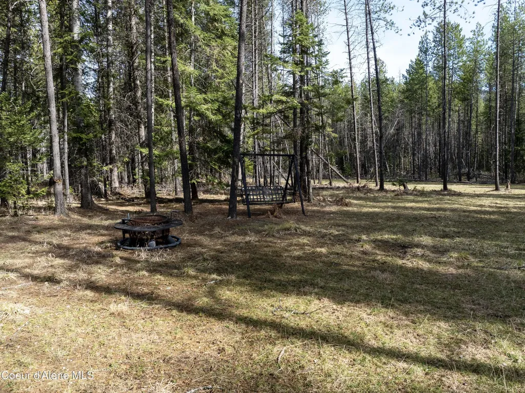 11271 Eastside Road Priest River ID 83856