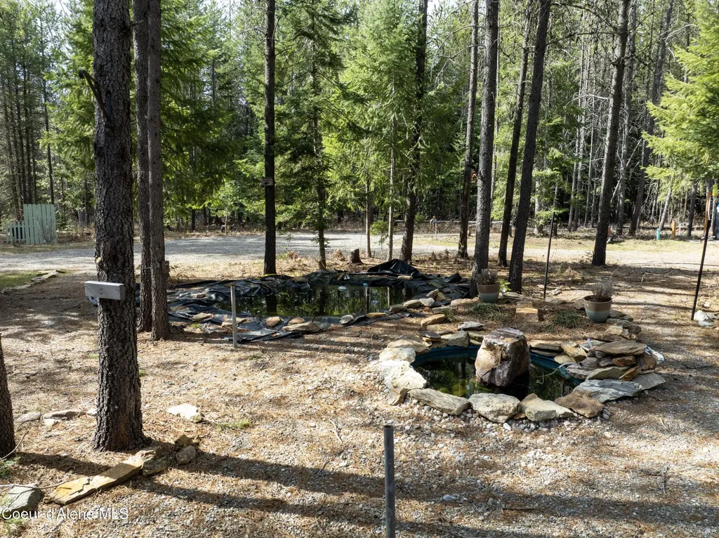 11271 Eastside Road Priest River ID 83856