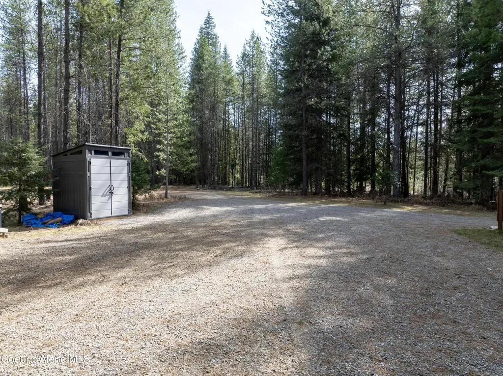 11271 Eastside Road Priest River ID 83856