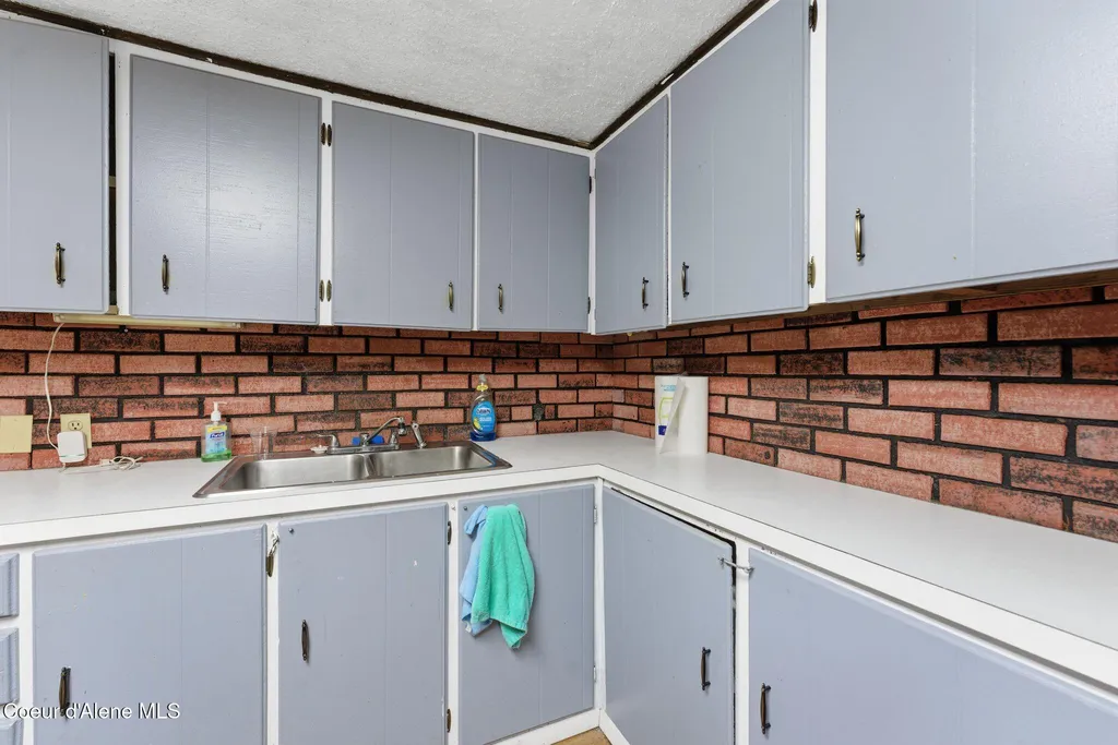 15707 N Ranch Valley Road Rathdrum ID 83858