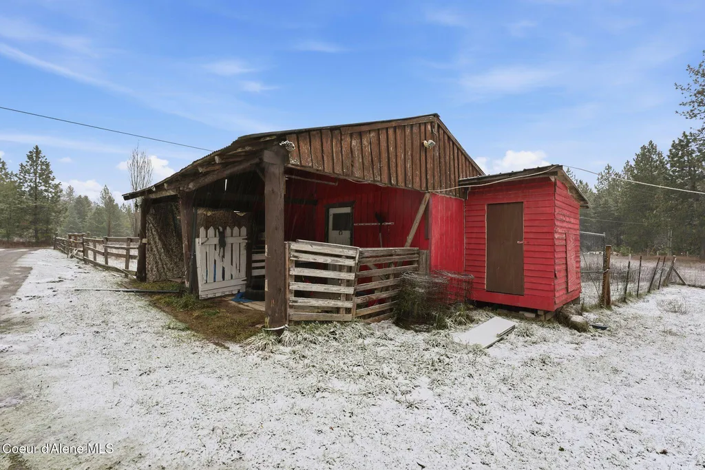 15707 N Ranch Valley Road Rathdrum ID 83858