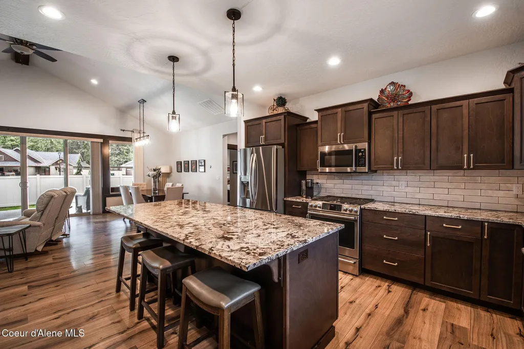940 E Hurricane Drive Hayden ID 83835