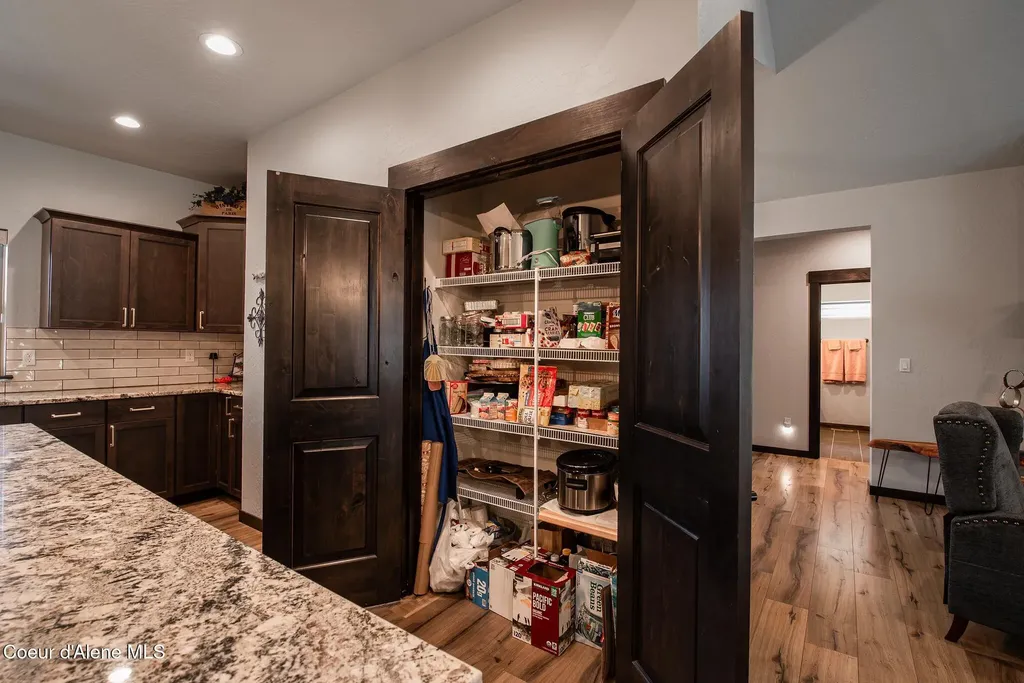 940 E Hurricane Drive Hayden ID 83835