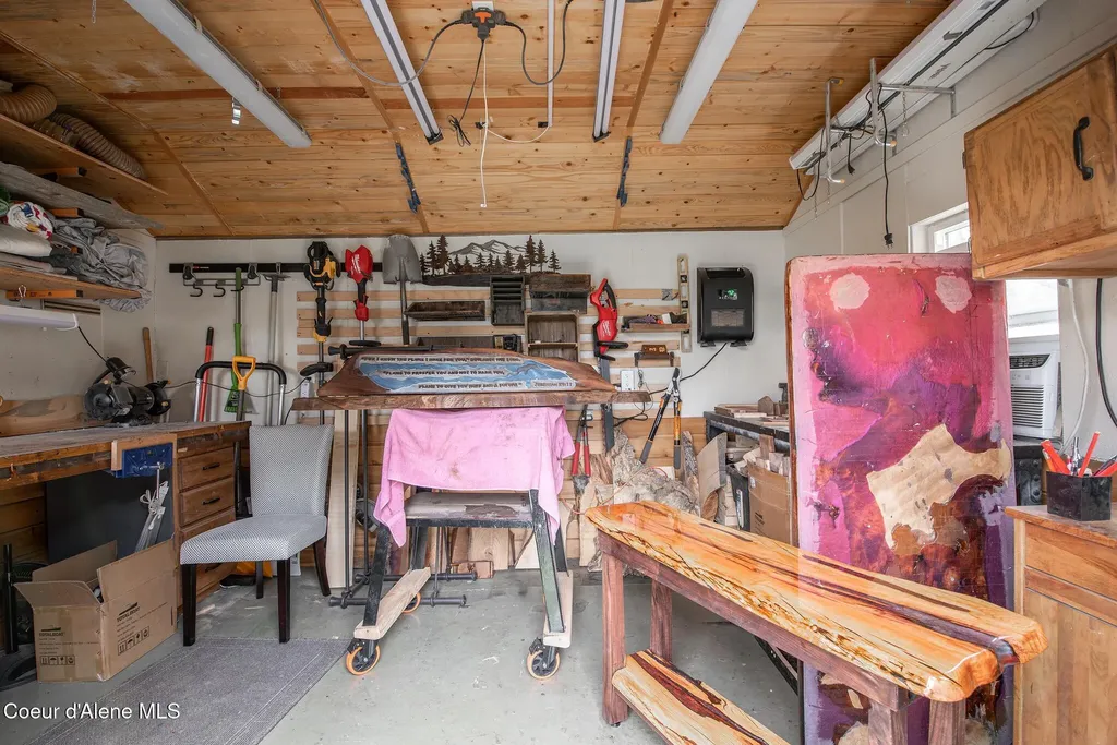940 E Hurricane Drive Hayden ID 83835