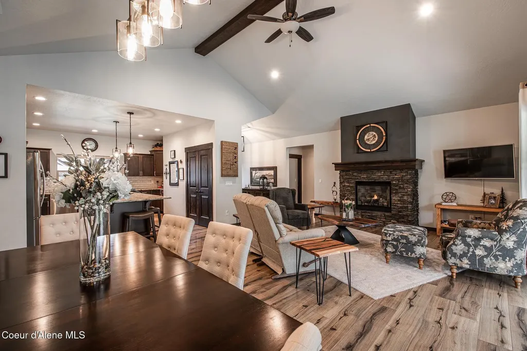 940 E Hurricane Drive Hayden ID 83835