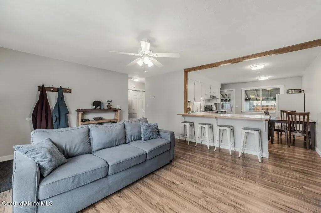 216 S Second Avenue Sandpoint ID 83864