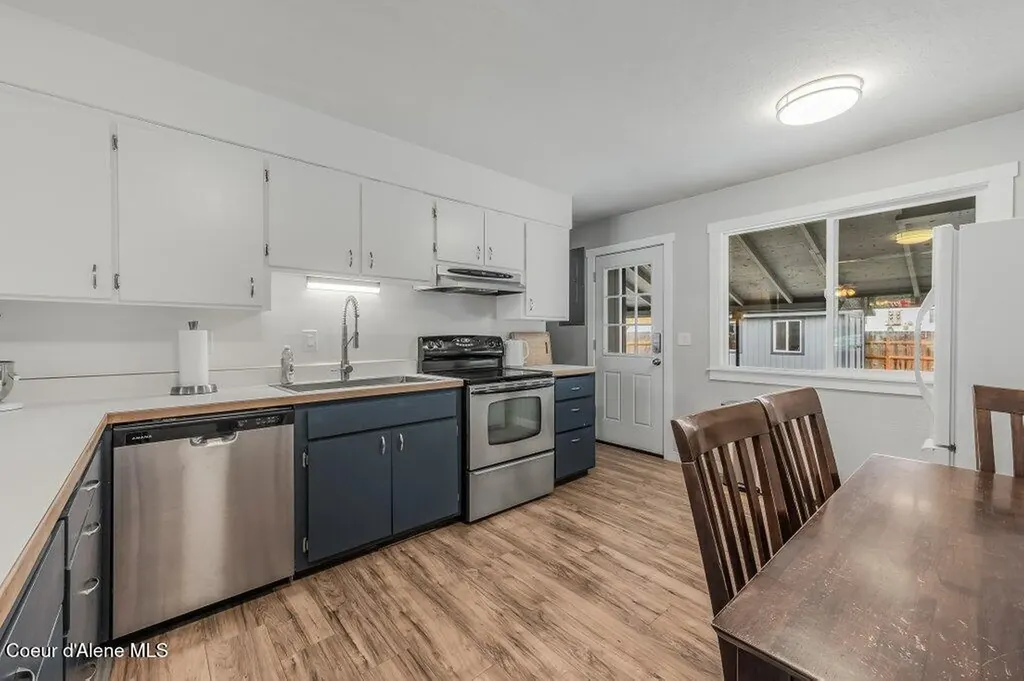 216 S Second Avenue Sandpoint ID 83864