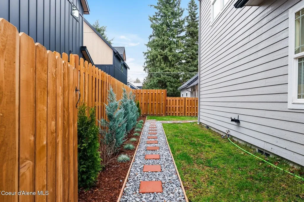 515 S Lavina Avenue Sandpoint ID 83864