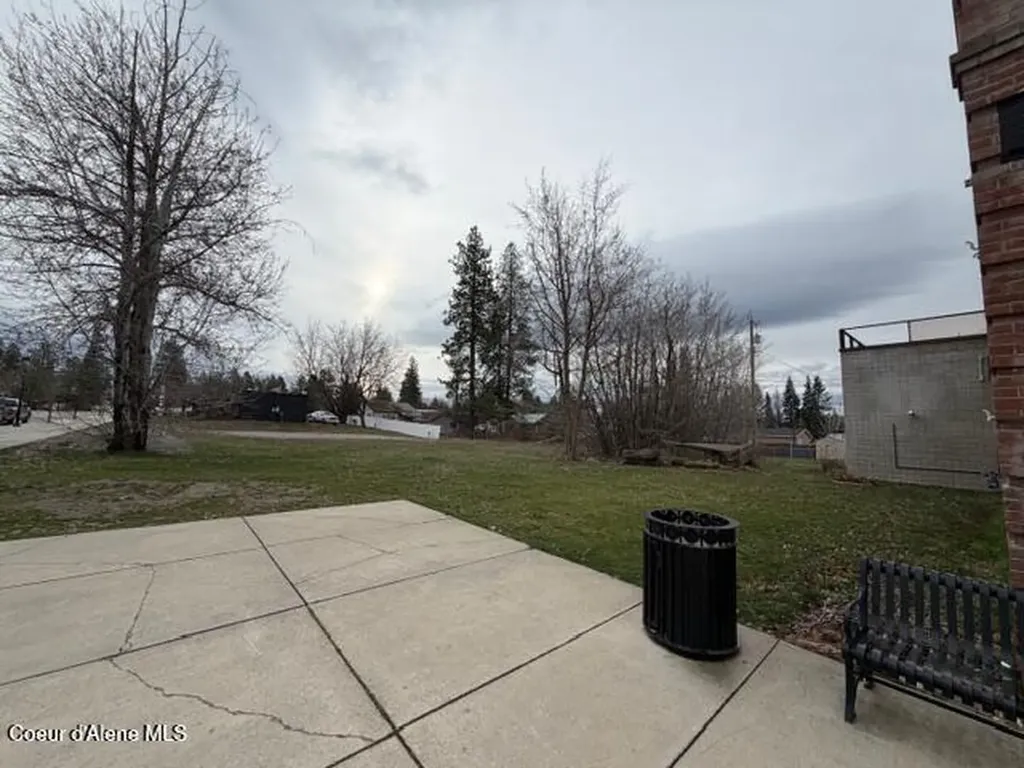 32173 N 5th Avenue Spirit Lake ID 83869