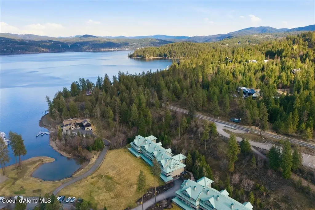 4724 S Arrow Point Drive Harrison ID 83833