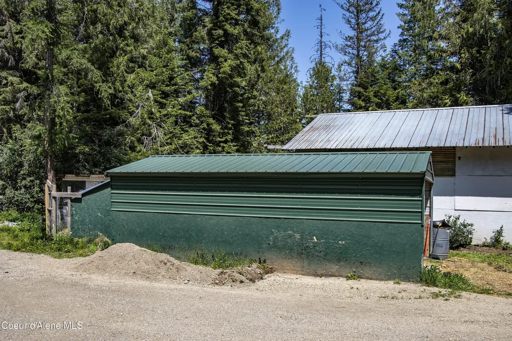 245 Lost Creek Lane Priest River ID 83856