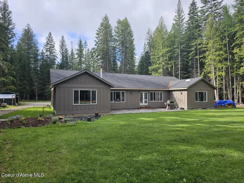 245 Lost Creek Lane Priest River ID 83856