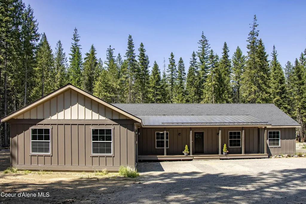 245 Lost Creek Lane Priest River ID 83856