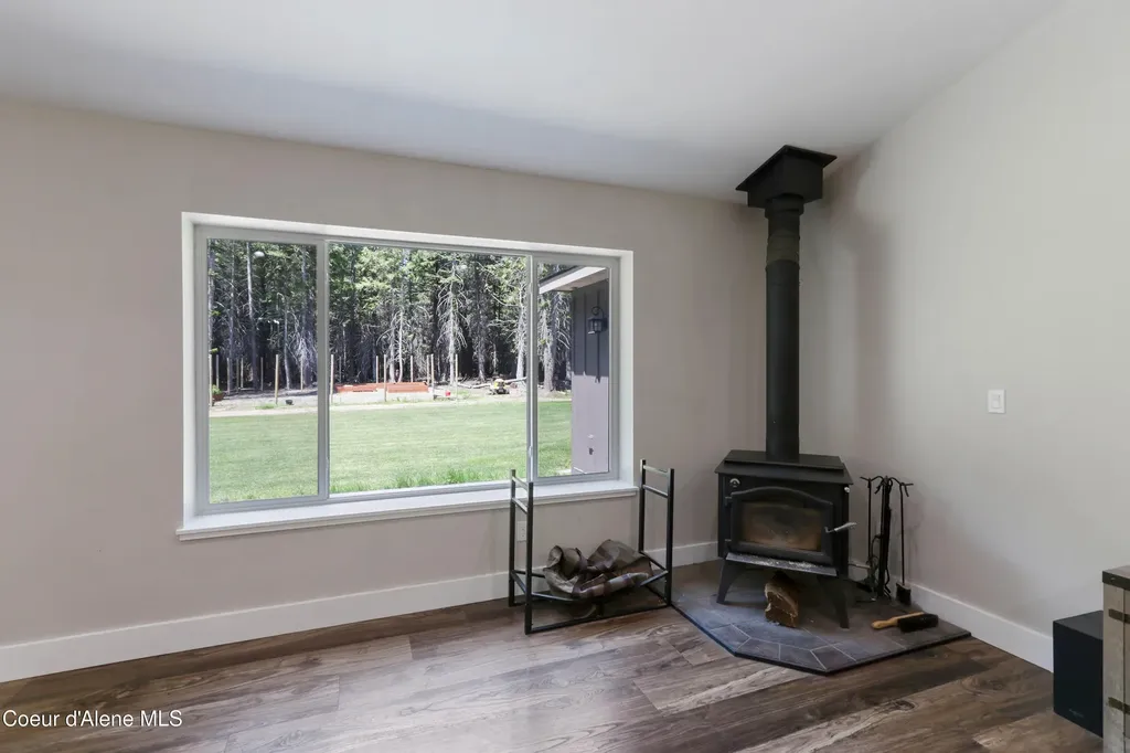 245 Lost Creek Lane Priest River ID 83856
