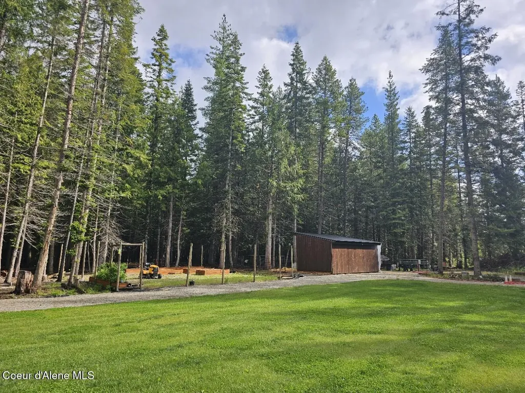 245 Lost Creek Lane Priest River ID 83856