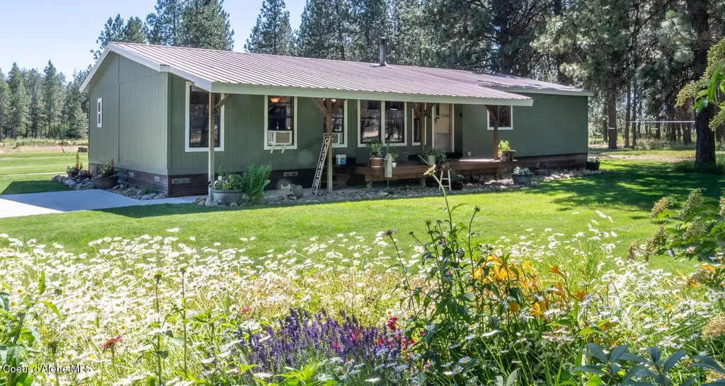 4882 W Highway 53 Rathdrum ID 83858