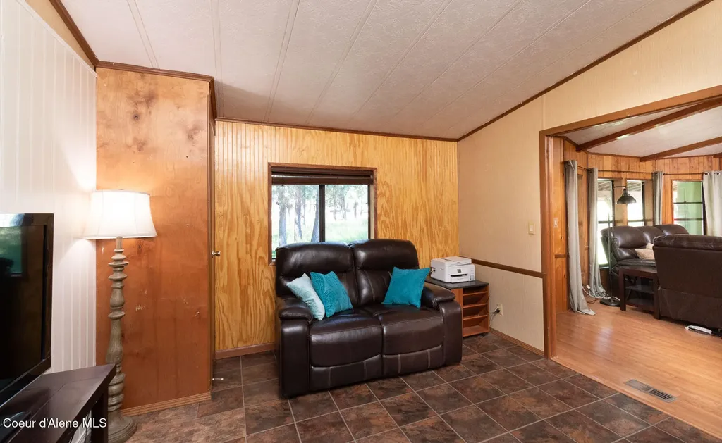 4882 W Highway 53 Rathdrum ID 83858