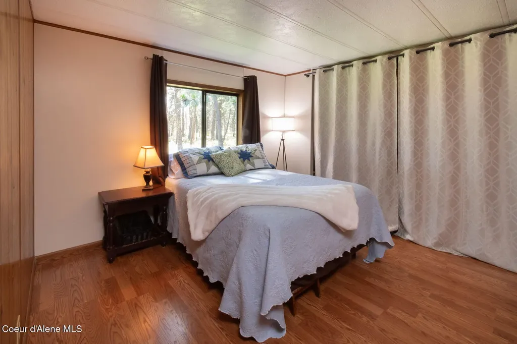 4882 W Highway 53 Rathdrum ID 83858