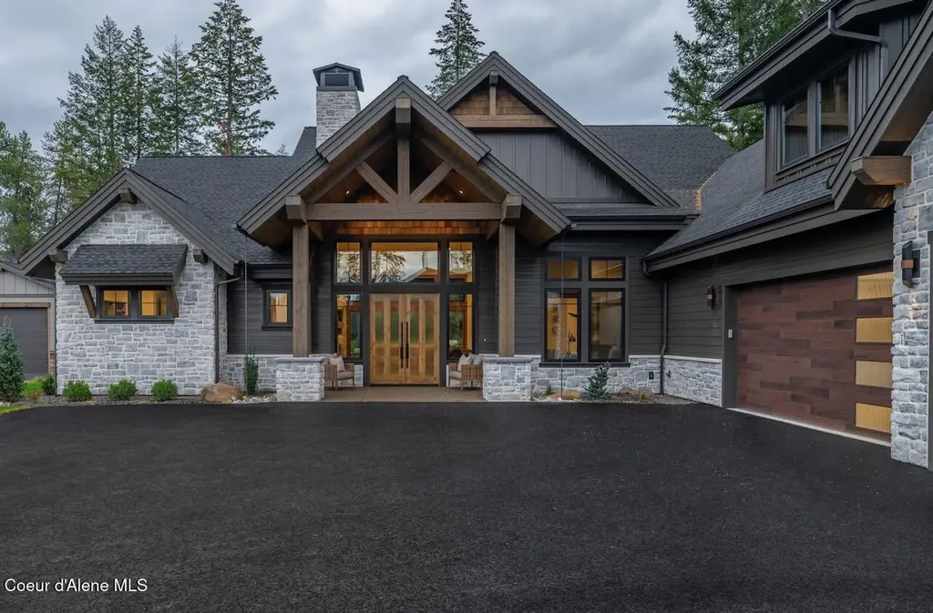 L4B1 N Mountain View Road Rathdrum ID 83858