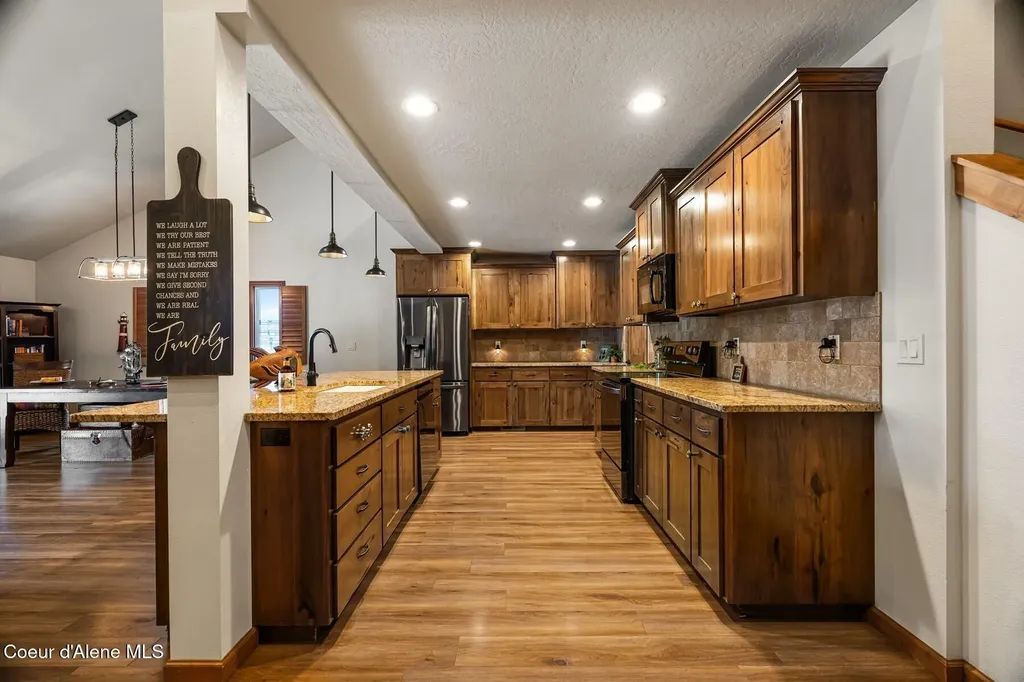 13439 N Shimmering Court Rathdrum ID 83858
