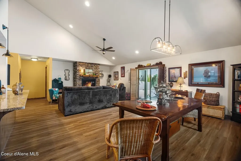 13439 N Shimmering Court Rathdrum ID 83858