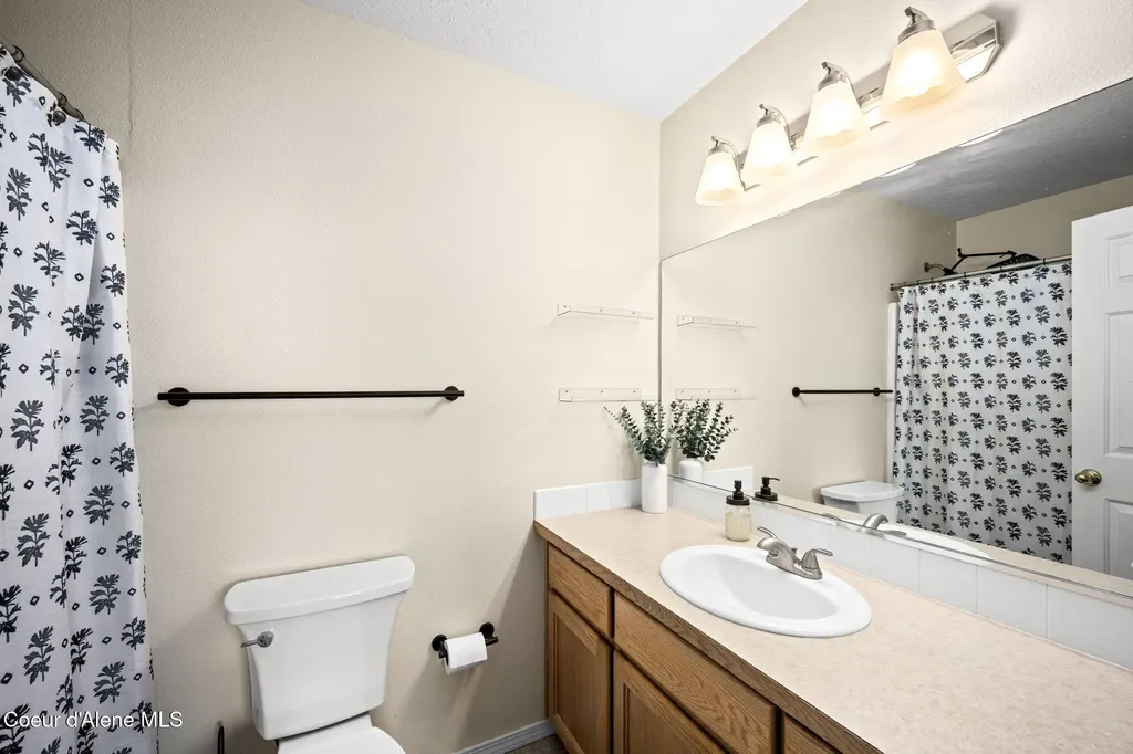 632 N Hydra Place Post Falls ID 83854