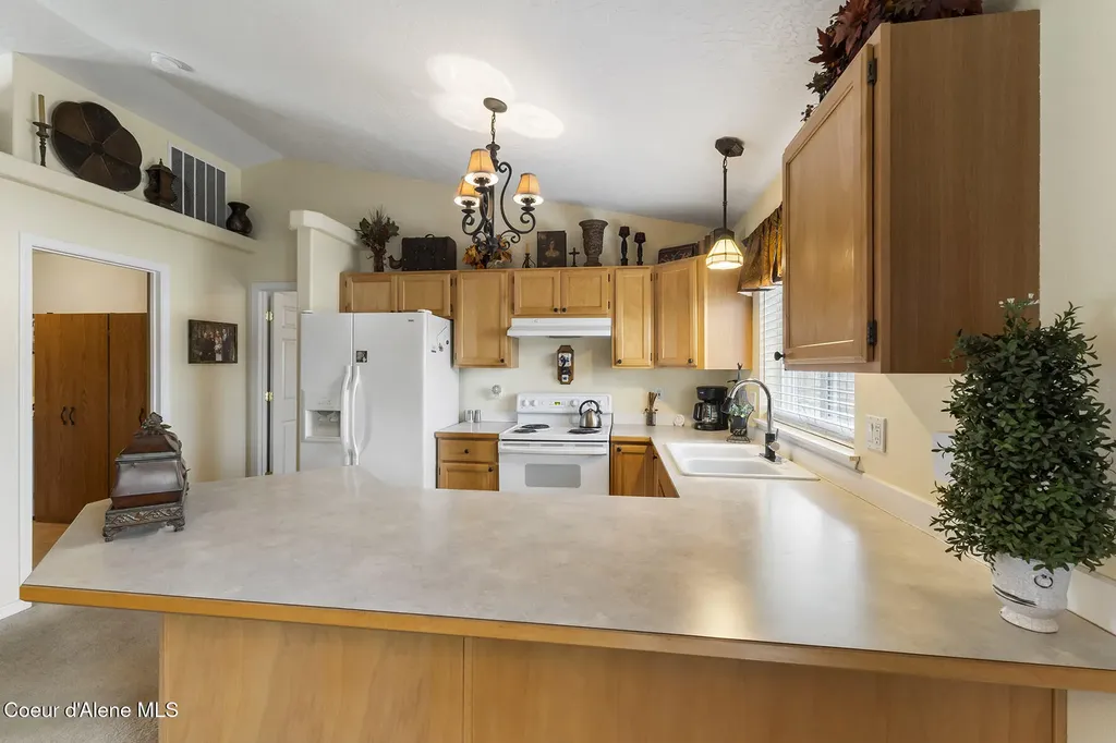 5377 E Steamboat Bend Post Falls ID 83854