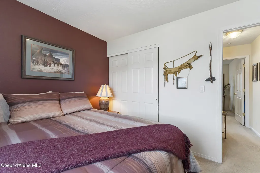 5377 E Steamboat Bend Post Falls ID 83854