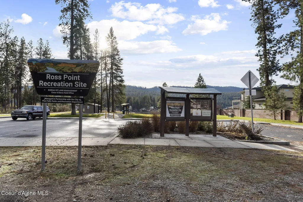 5377 E Steamboat Bend Post Falls ID 83854