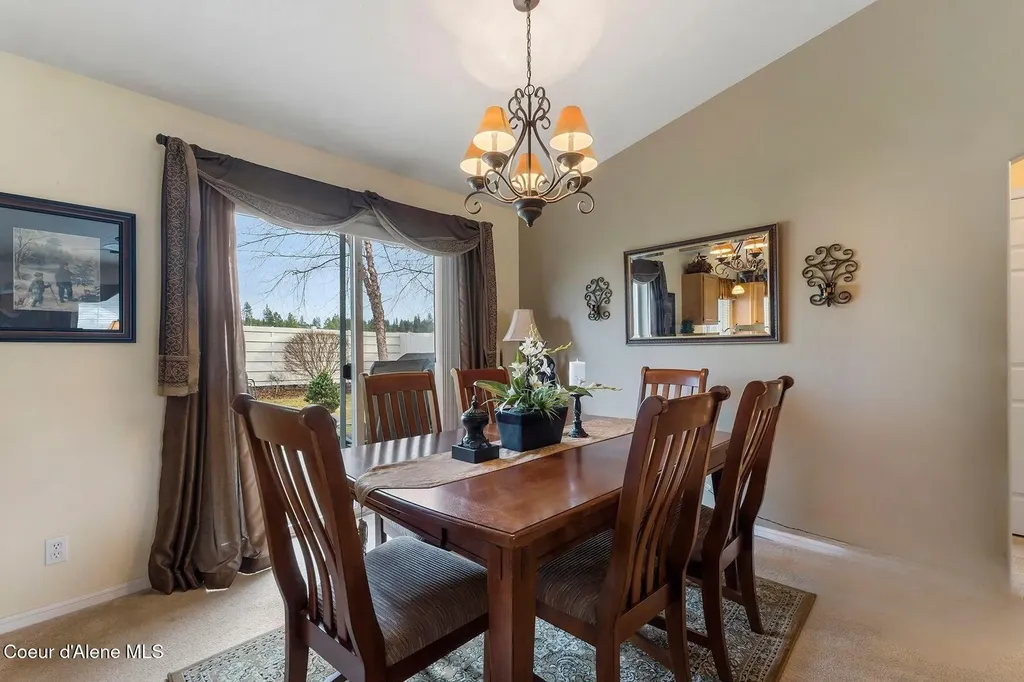 5377 E Steamboat Bend Post Falls ID 83854