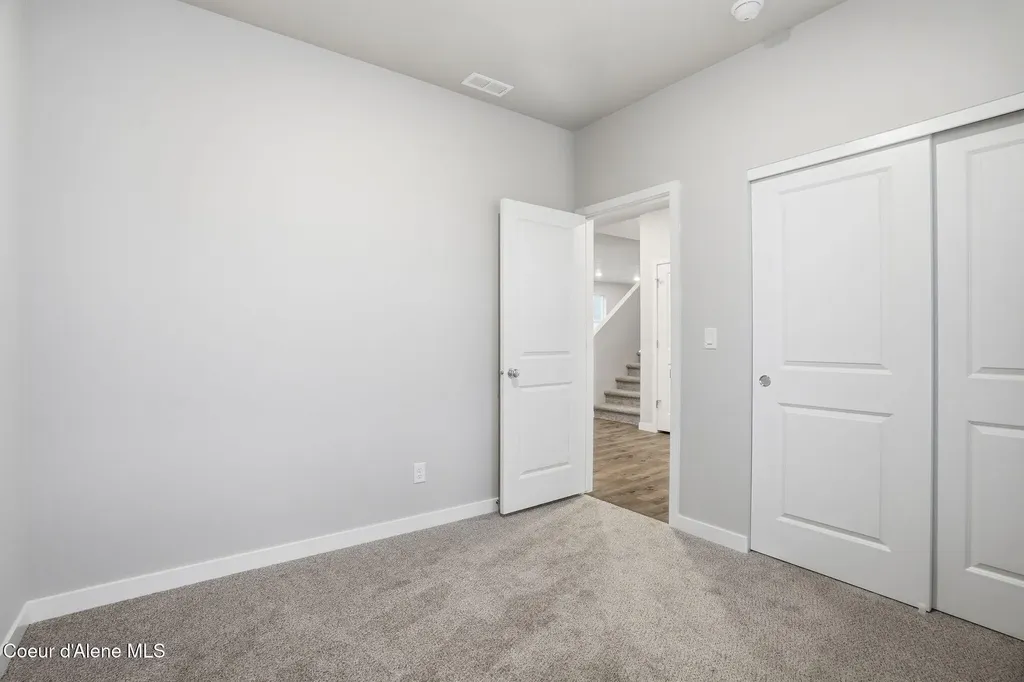 5381 E Aquila Avenue Post Falls ID 83854