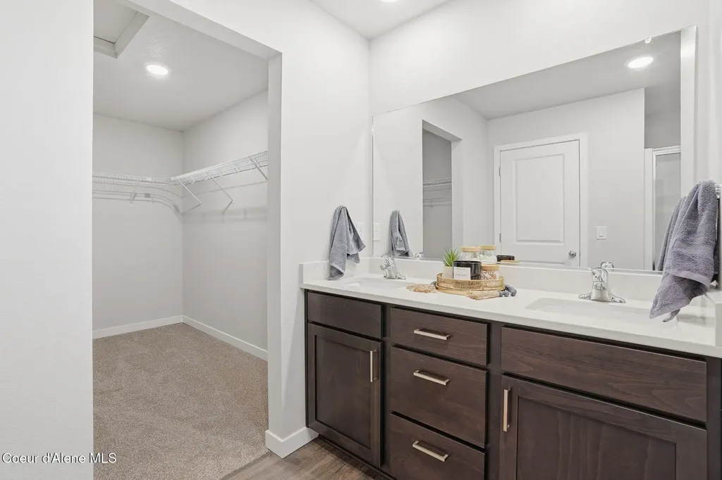 5381 E Aquila Avenue Post Falls ID 83854