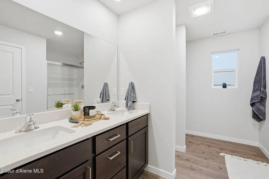 5381 E Aquila Avenue Post Falls ID 83854