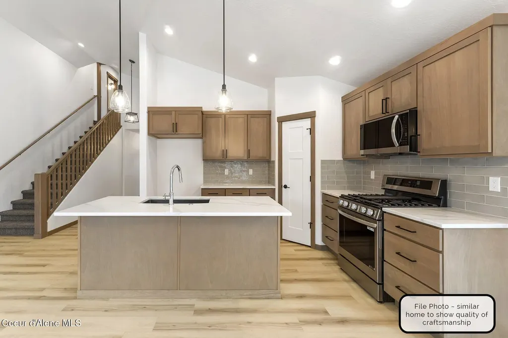 Lt 3 Blk 2 E Valley Street S Oldtown ID 83822