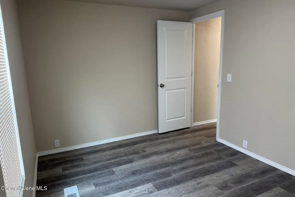 10734 N Benoit Street Hayden ID 83835
