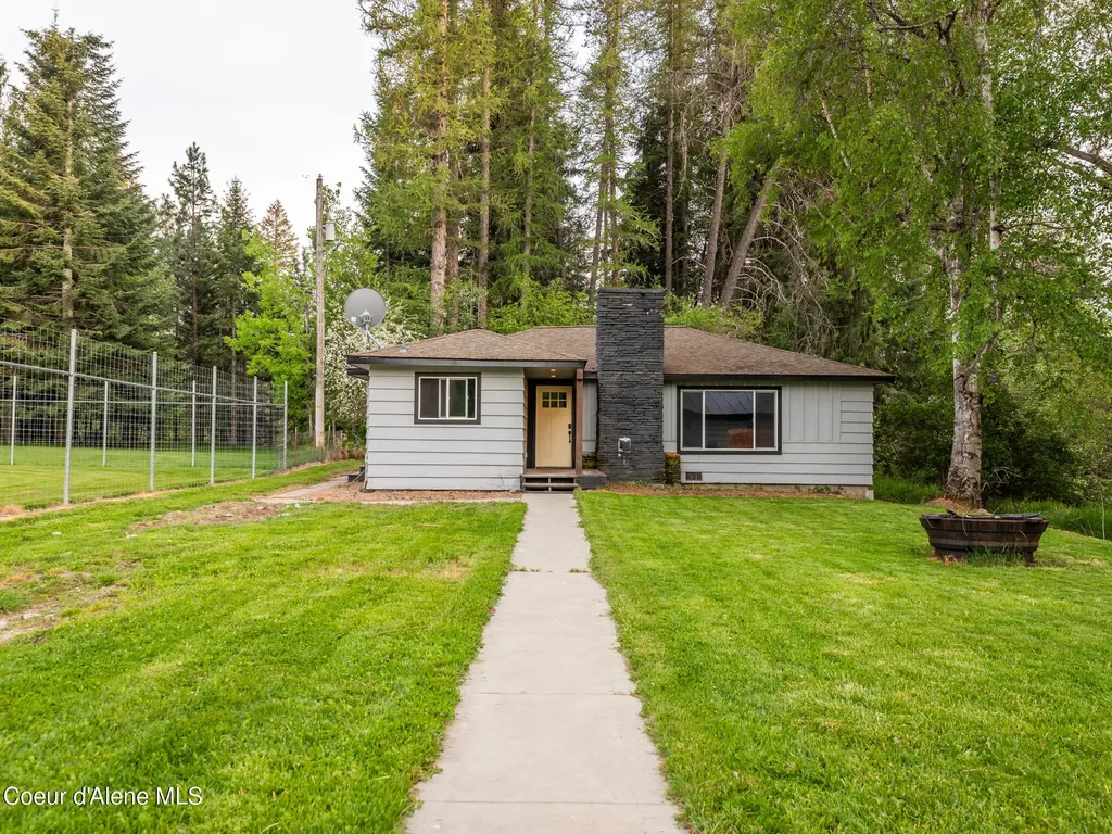 1356 Sagle Road Sagle ID 83860