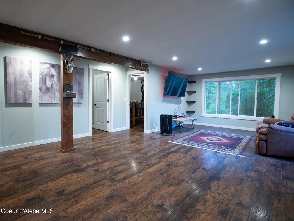 1356 Sagle Road Sagle ID 83860
