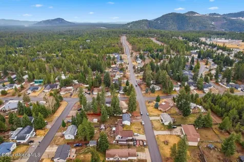 31720 N Barbara Avenue Spirit Lake ID 83869