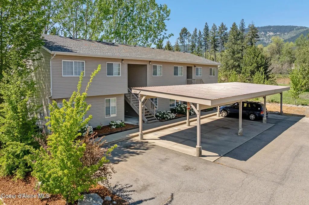 7005 W Timberline Street Rathdrum ID 83858