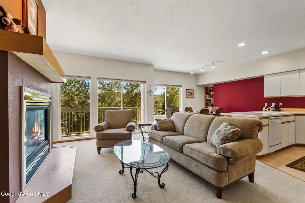 87 Cornice Court Sandpoint ID 83864