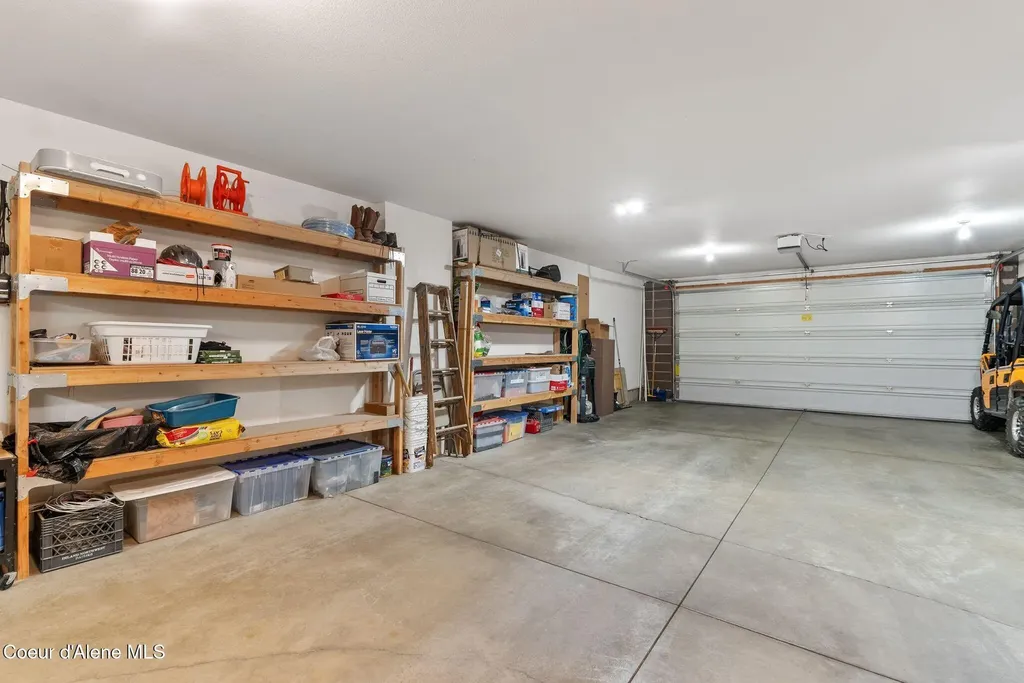 87 Cornice Court Sandpoint ID 83864