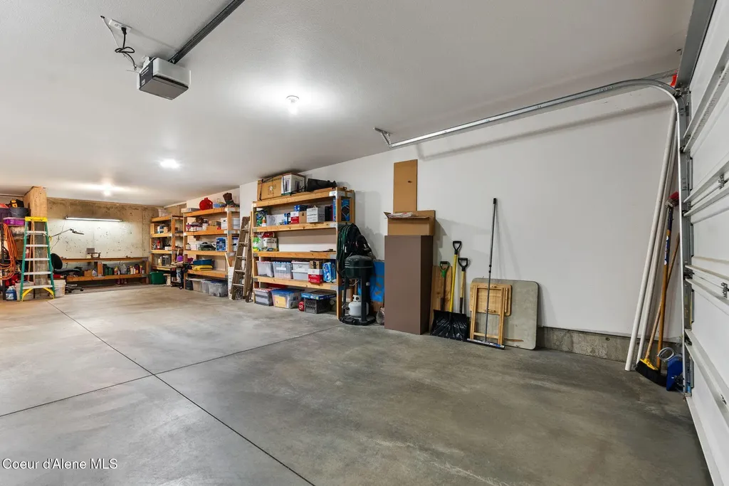 87 Cornice Court Sandpoint ID 83864