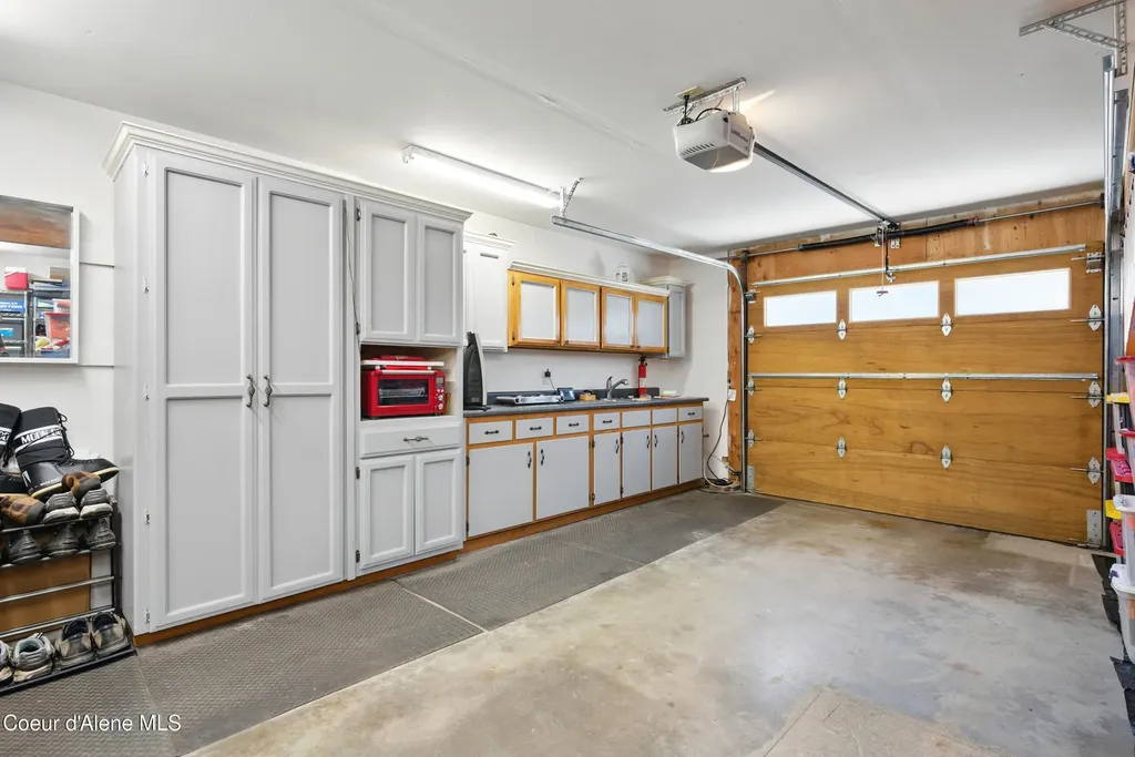 471 Kaniksu Shores Road Sandpoint ID 83864