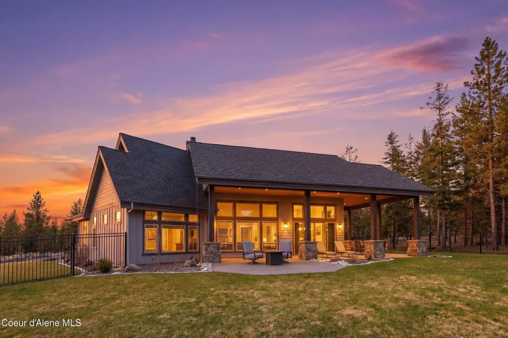 2117 E Amulet Circle Rathdrum ID 83858