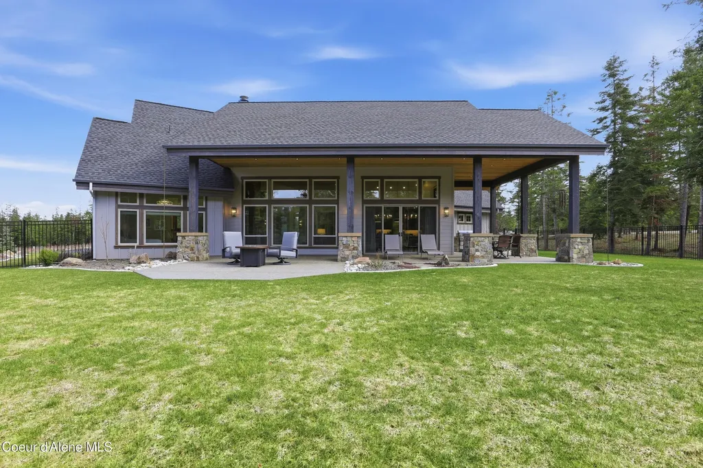 2117 E Amulet Circle Rathdrum ID 83858