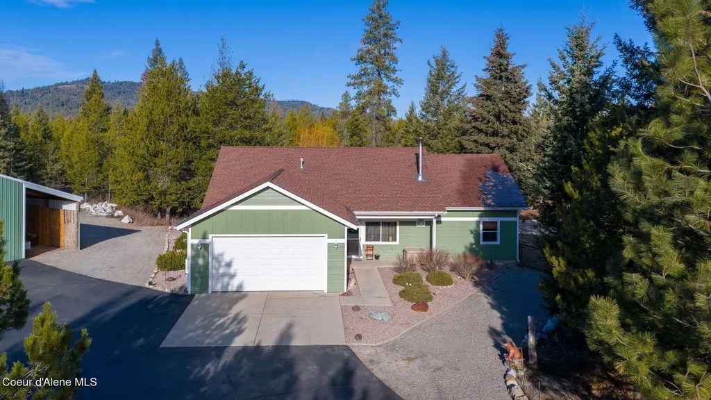 31083 N Spitfire Street Spirit Lake ID 83869