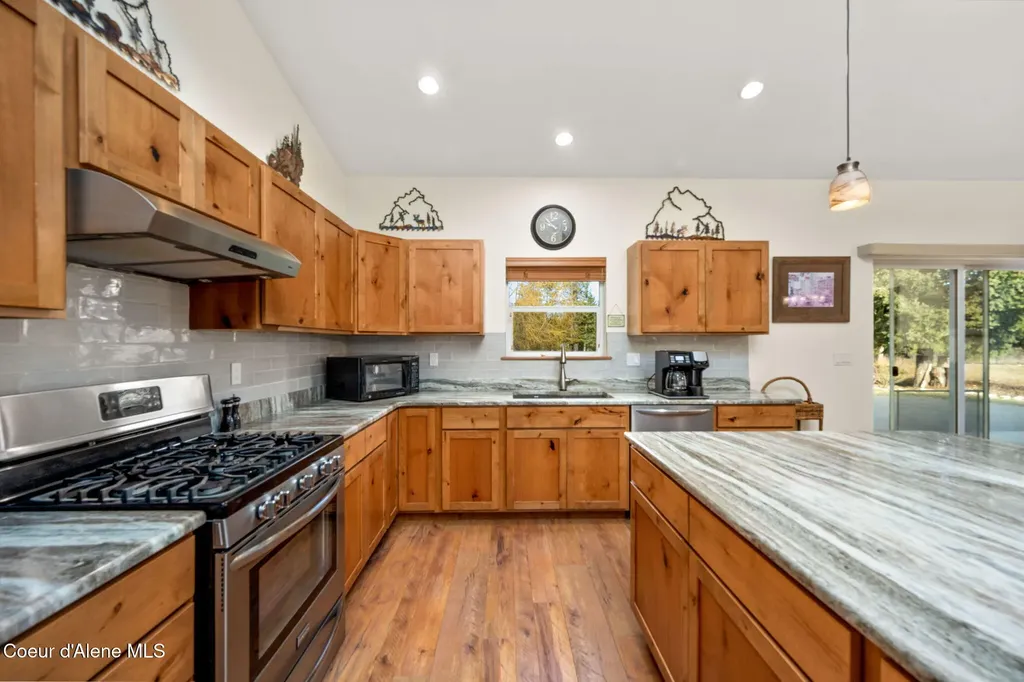 31083 N Spitfire Street Spirit Lake ID 83869