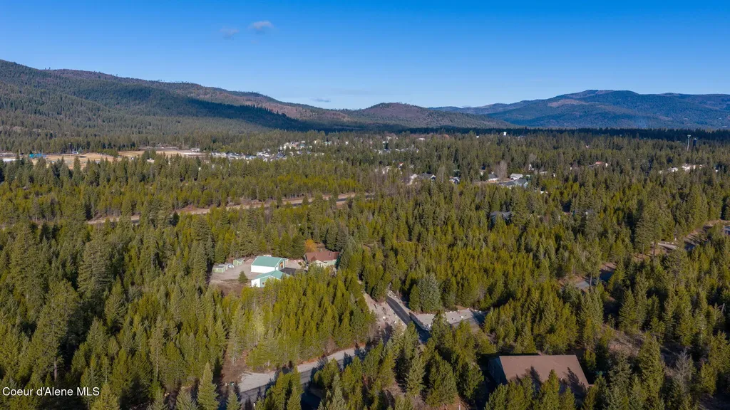 31083 N Spitfire Street Spirit Lake ID 83869