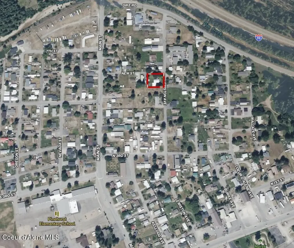 605 Lewiston Avenue Pinehurst ID 83850